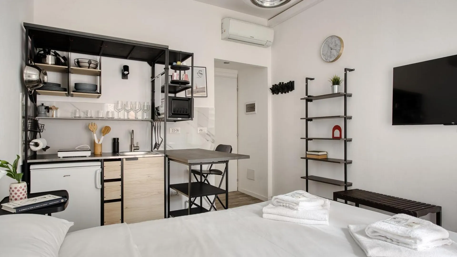Apartmán Joivy Stylish Double Studios Near Metro Station Milán Itálie