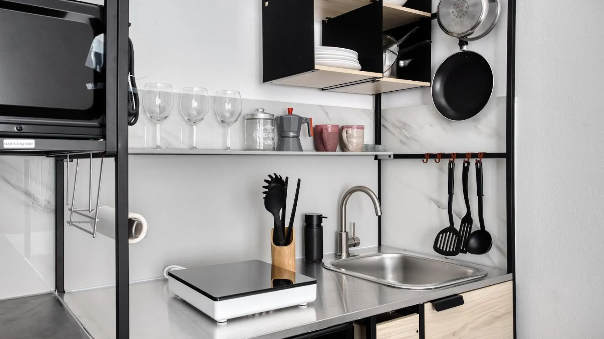 Joivy Stylish Double Studios Near Metro Station Milán