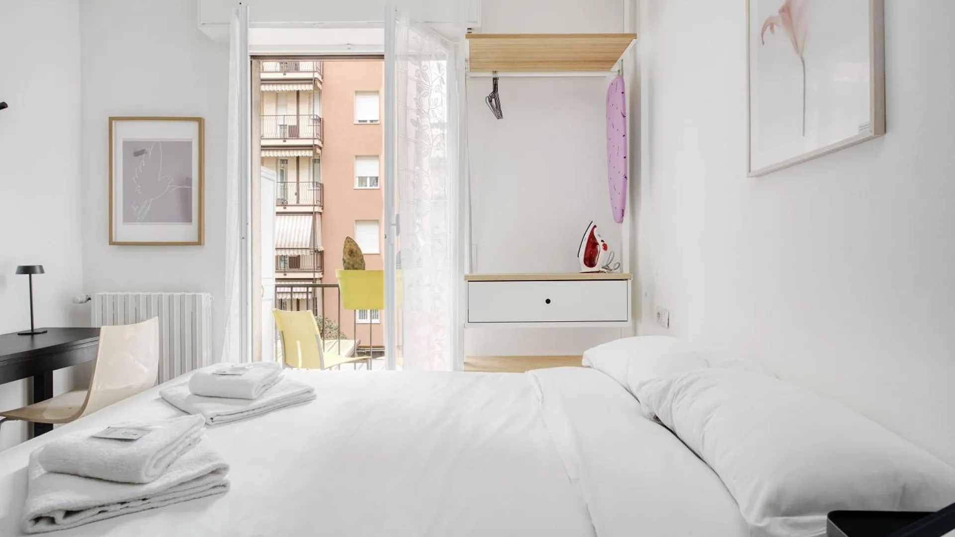 Lägenhet Joivy Stylish Double Studios Near Metro Station Milano
